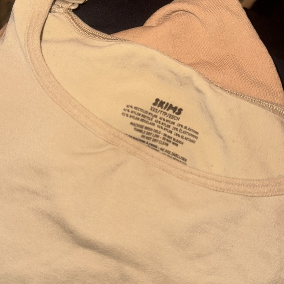 skims seamless sculpt OPEN BUST SHORTIE BODYSUIT - Picture 10 of 11